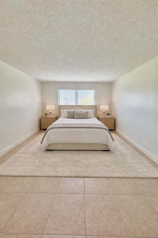 202 SE 10th Street 105, Dania Beach, FL 33004