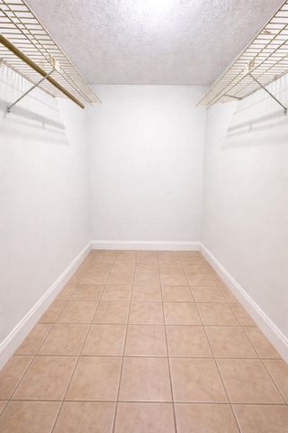 202 SE 10th Street 105, Dania Beach, FL 33004