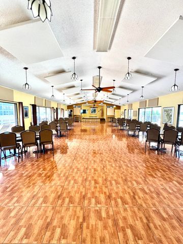 202 SE 10th Street 105, Dania Beach, FL 33004