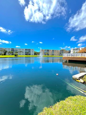 202 SE 10th Street 105, Dania Beach, FL 33004