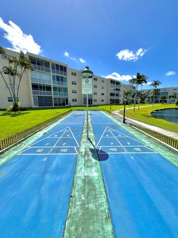 202 SE 10th Street 105, Dania Beach, FL 33004