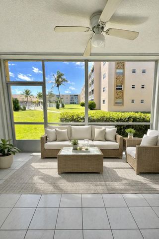 202 SE 10th Street 105, Dania Beach, FL 33004