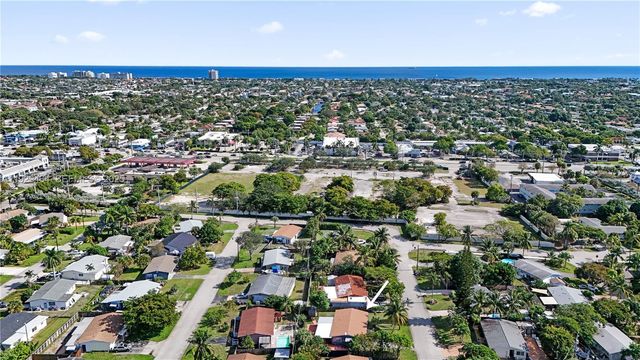 1631 NE 32nd St, Pompano Beach, FL 33064