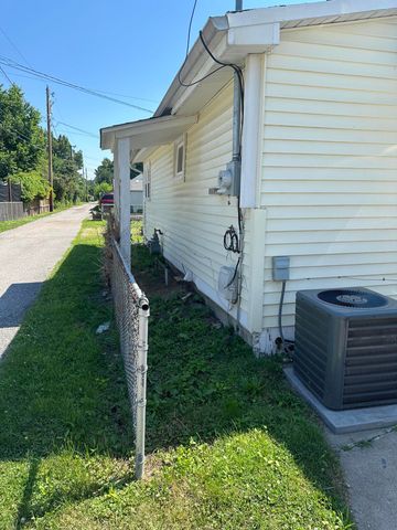 1107 State Street, Hobart, IN 46342
