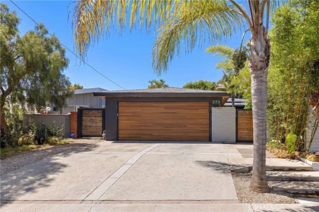 273 Cecil Place, Costa Mesa, CA 92627