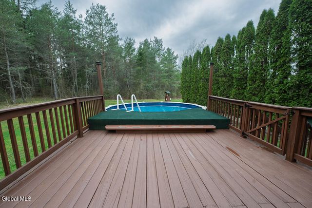 4 Debbie Drive, Altamont, NY 12009