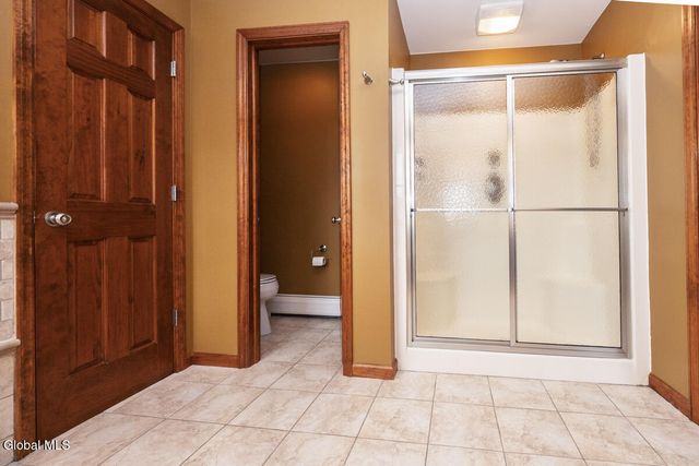 4 Debbie Drive, Altamont, NY 12009