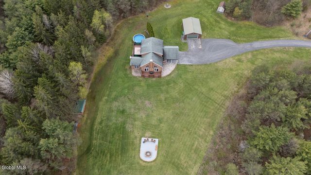 4 Debbie Drive, Altamont, NY 12009