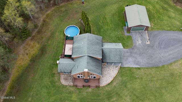 4 Debbie Drive, Altamont, NY 12009