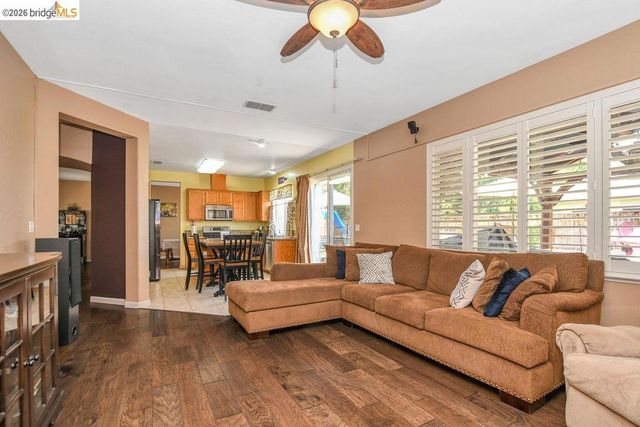 1040 Broadcreek Court, Brentwood, CA 94513