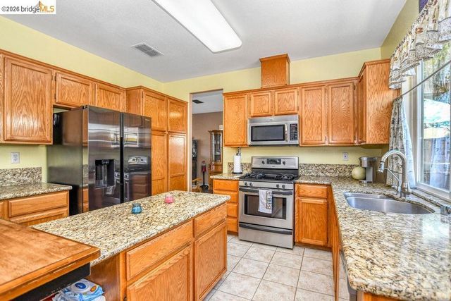 1040 Broadcreek Court, Brentwood, CA 94513