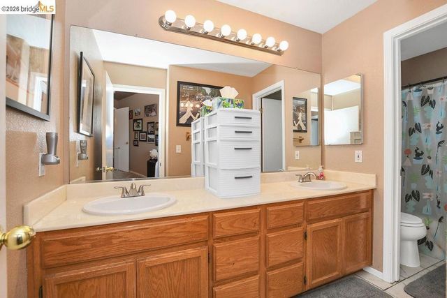1040 Broadcreek Court, Brentwood, CA 94513