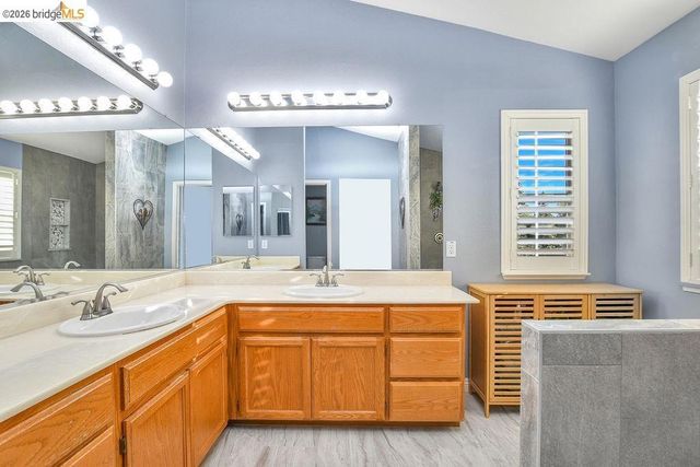 1040 Broadcreek Court, Brentwood, CA 94513