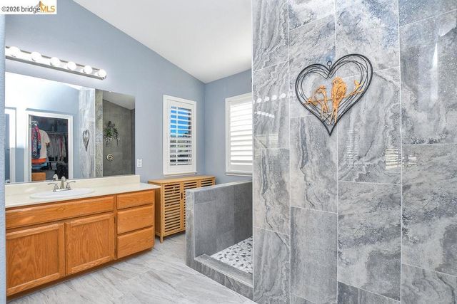 1040 Broadcreek Court, Brentwood, CA 94513