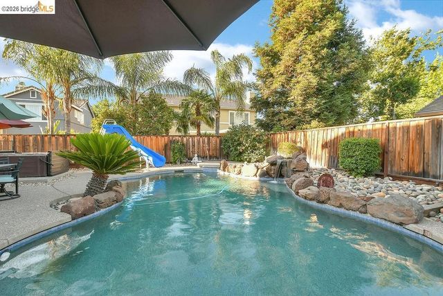 1040 Broadcreek Court, Brentwood, CA 94513