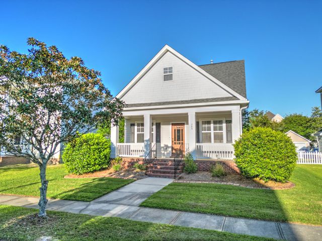 203 Hydrangea Street, Summerville, SC 29483