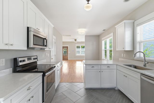 203 Hydrangea Street, Summerville, SC 29483