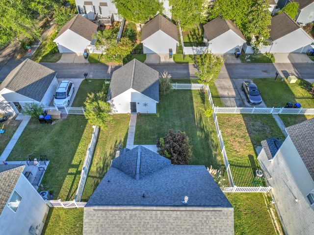203 Hydrangea Street, Summerville, SC 29483