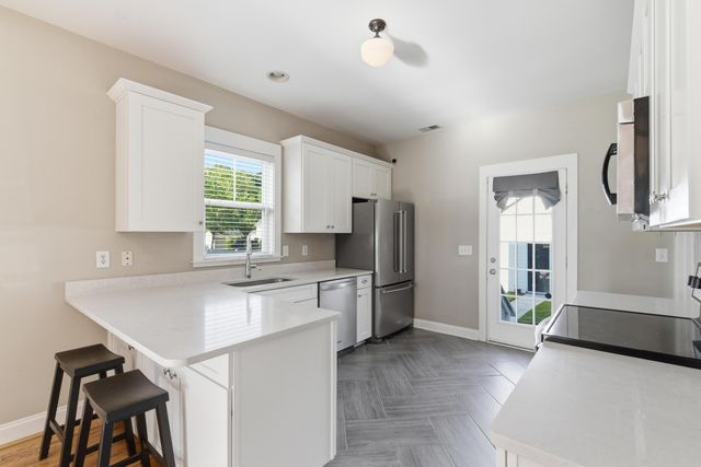 203 Hydrangea Street, Summerville, SC 29483