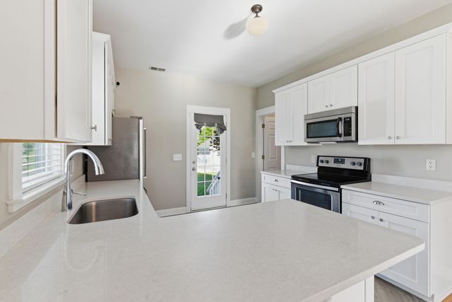 203 Hydrangea Street, Summerville, SC 29483