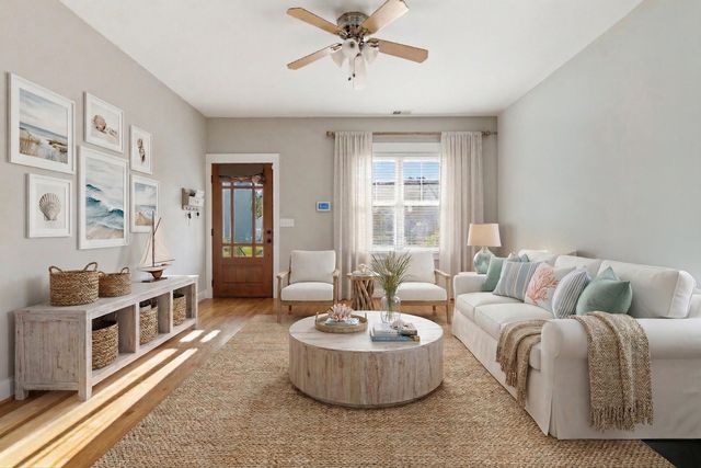203 Hydrangea Street, Summerville, SC 29483