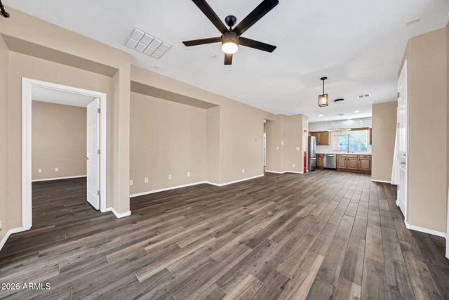 1834 W Owens Way, Anthem, AZ 85086