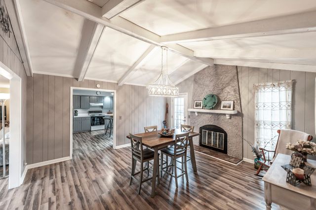 144 Allen Dr, Hendersonville, TN 37075