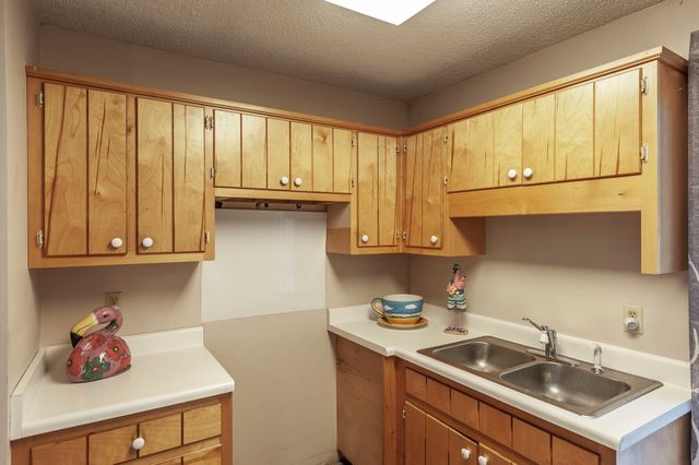 144 Allen Dr, Hendersonville, TN 37075