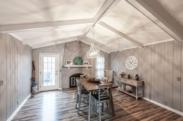 144 Allen Dr, Hendersonville, TN 37075