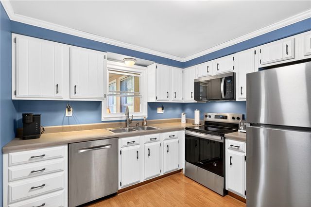 625 Stamford Drive, Hempfield Twp, PA 15601