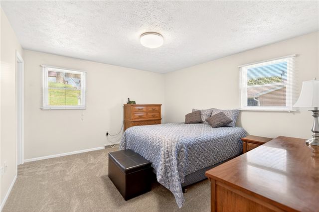 625 Stamford Drive, Hempfield Twp, PA 15601