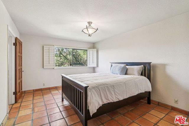 1821 Calle Petaluma, Thousand Oaks, CA 91360