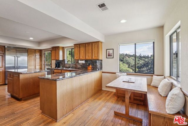 1821 Calle Petaluma, Thousand Oaks, CA 91360