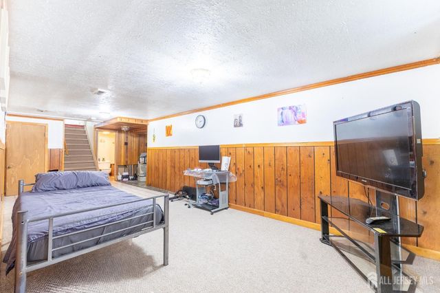 1064 Bordentown Avenue, Sayreville, NJ 08859