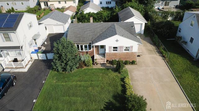 1064 Bordentown Avenue, Sayreville, NJ 08859