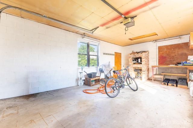1064 Bordentown Avenue, Sayreville, NJ 08859
