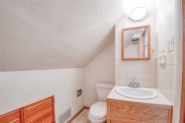 660 Valemont Dr, Verona, PA 15147