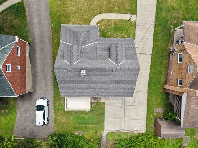 660 Valemont Dr, Verona, PA 15147