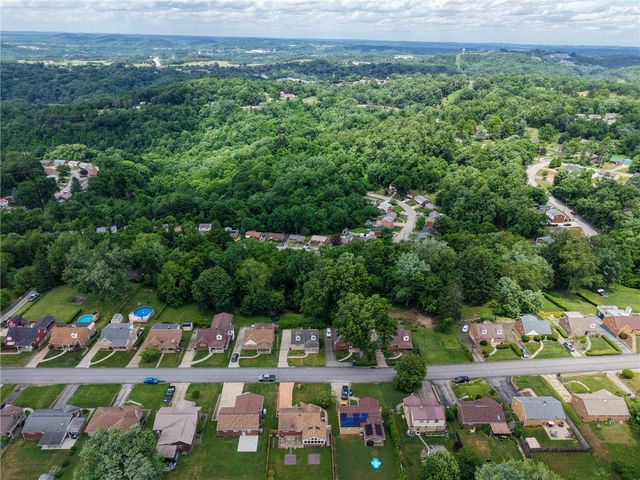 660 Valemont Dr, Verona, PA 15147