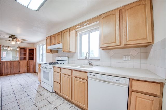 660 Valemont Dr, Verona, PA 15147