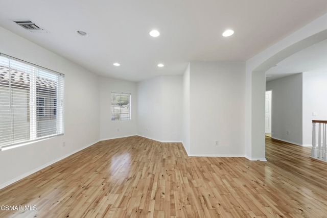 2946 Venezia Lane, Thousand Oaks, CA 91362