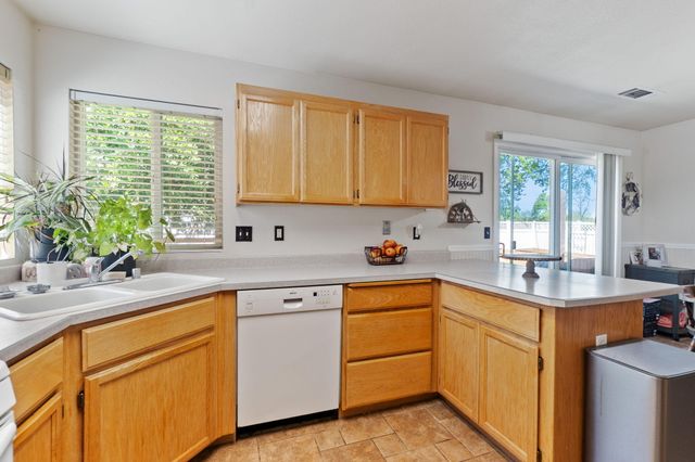 3574 Bearwood Place, Anderson, CA 96007