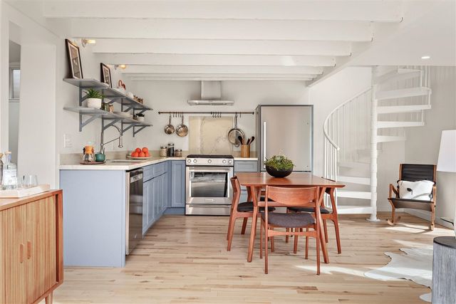 1447 Kains Ave, Berkeley, CA 94702