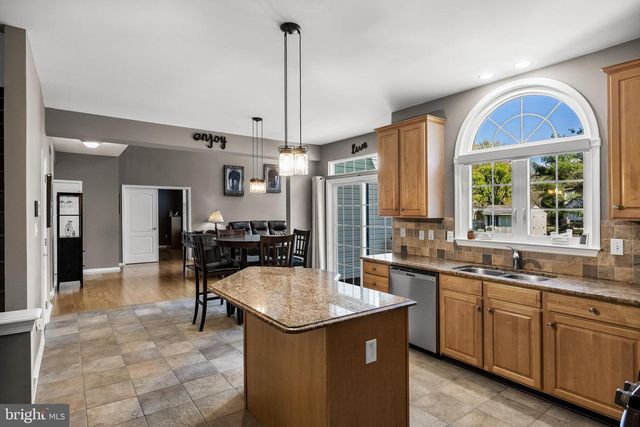 17 CHASE RD, Lumberton, NJ 08048