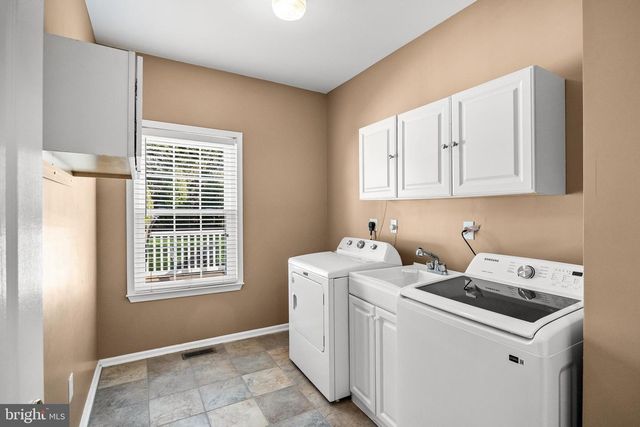17 CHASE RD, Lumberton, NJ 08048