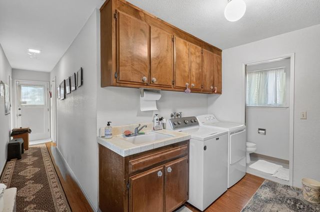 6370 Havenside Dr, Sacramento, CA 95831
