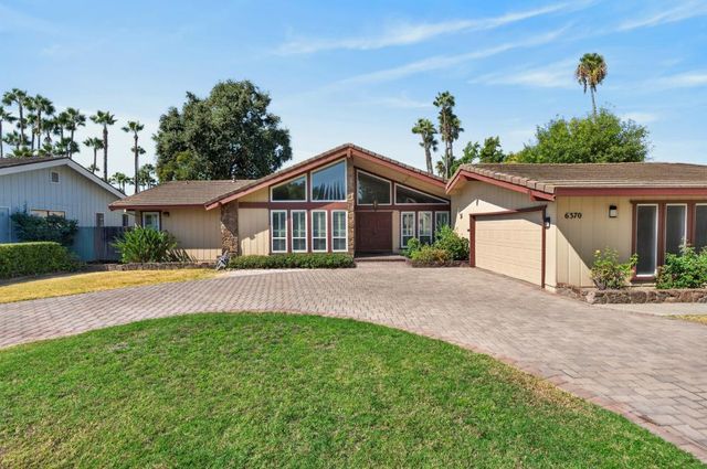 6370 Havenside Dr, Sacramento, CA 95831