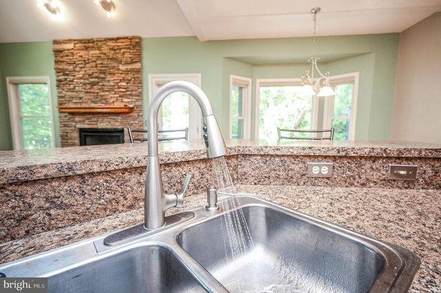 400 WILDERNESS DR, Locust Grove, VA 22508