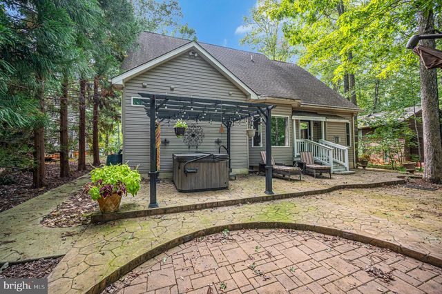 400 WILDERNESS DR, Locust Grove, VA 22508