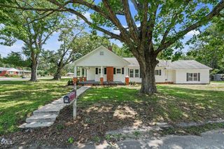 207 Old Post Road, Erwin, NC 28339